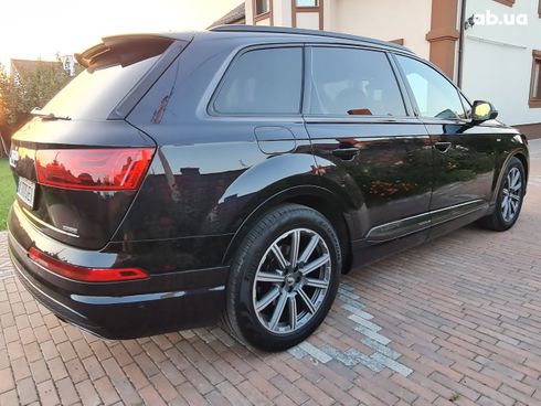 Audi Q7 2017 - фото 9