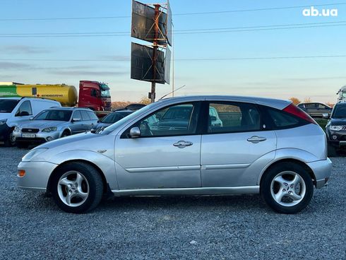 Ford Focus 2001 серый - фото 4