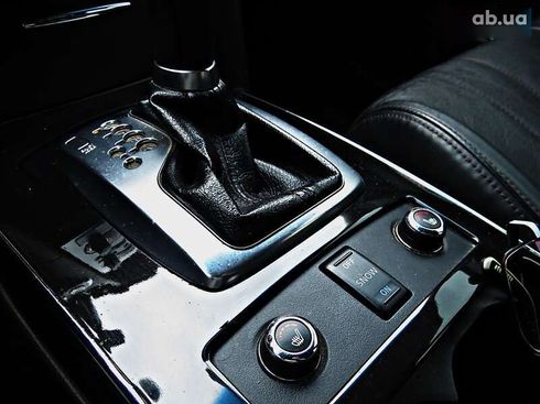 Infiniti QX70 2017 - фото 16