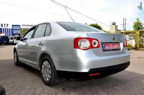 Volkswagen Jetta 2005 - фото 11