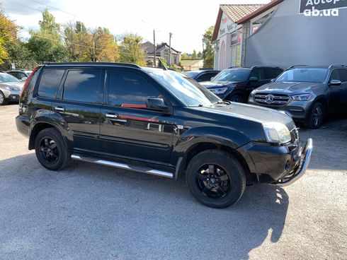 Nissan X-Trail 2005 черный - фото 4