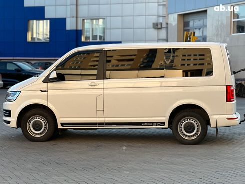 Volkswagen Transporter 2015 белый - фото 8