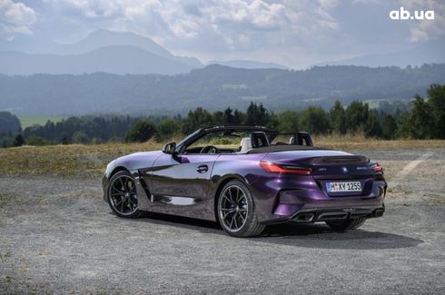 BMW Z4 2023 - фото 9