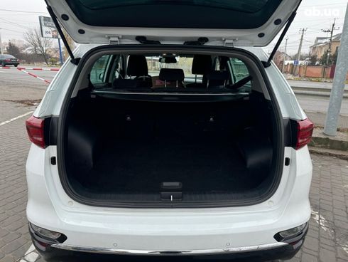 Kia Sportage 2021 белый - фото 8