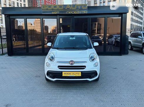 Fiat 500L 2020 - фото 2