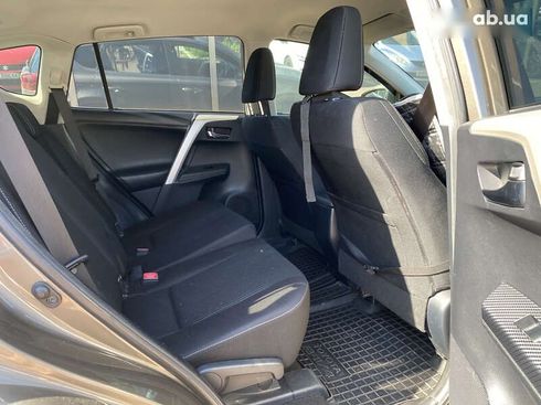 Toyota RAV4 2015 - фото 13
