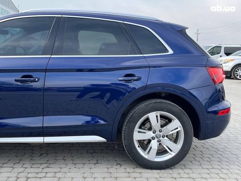 Audi Q5 2018 синий - фото 6