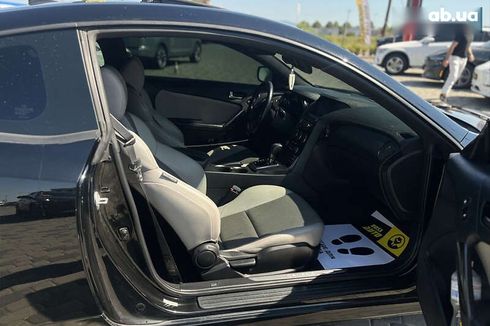 Hyundai genesis coupe 2012 - фото 9