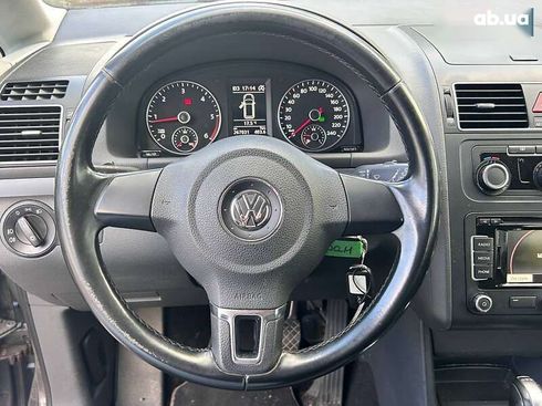 Volkswagen Touran 2015 - фото 17