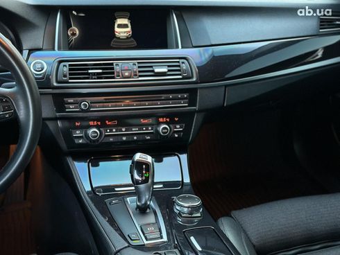 BMW 5 серия 2011 черный - фото 24