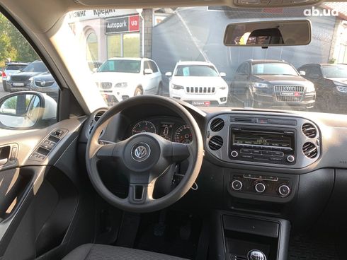Volkswagen Tiguan 2012 белый - фото 35