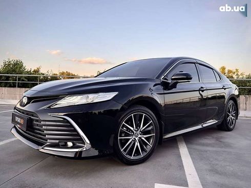 Toyota Camry 2021 - фото 15