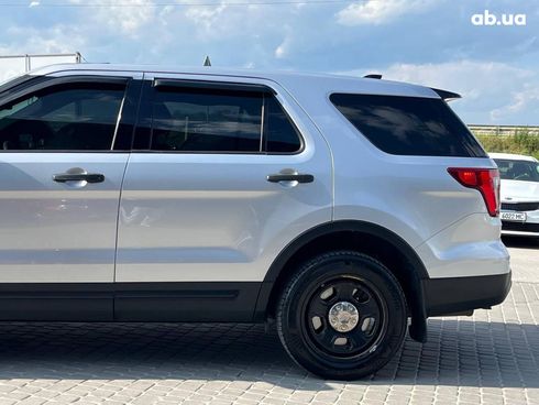 Ford Explorer 2017 серый - фото 7