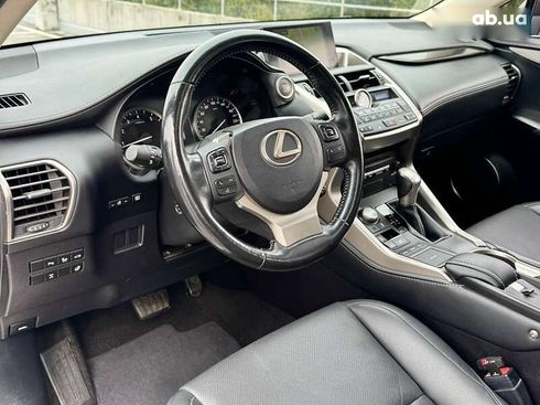 Lexus NX 2016 - фото 18
