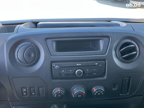 Renault Master 2017 синий - фото 10