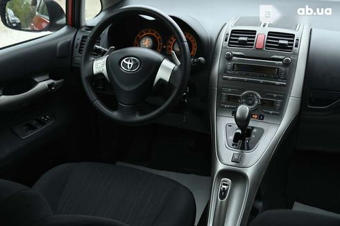 Toyota Auris 2008 - фото 24