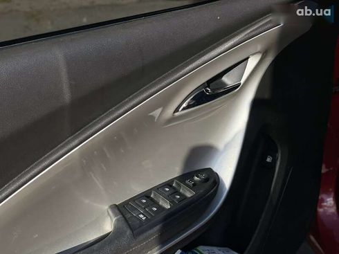 Chevrolet Volt 2014 - фото 14