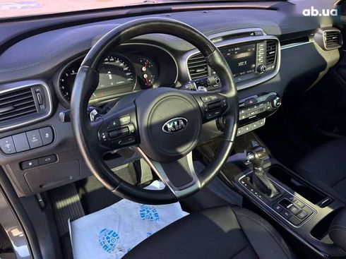 Kia Sorento 2015 - фото 11