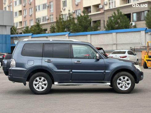 Mitsubishi Pajero Wagon 2009 серый - фото 4