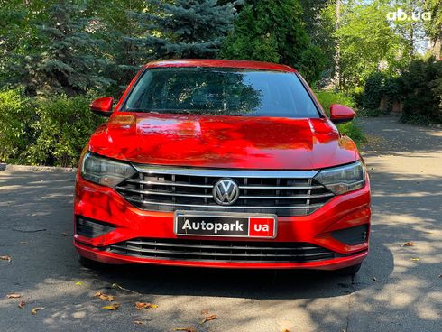 Volkswagen Jetta 2019 оранжевый - фото 2
