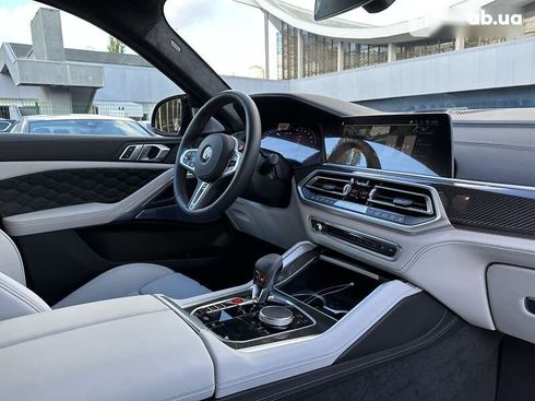 BMW X6 M 2022 - фото 24