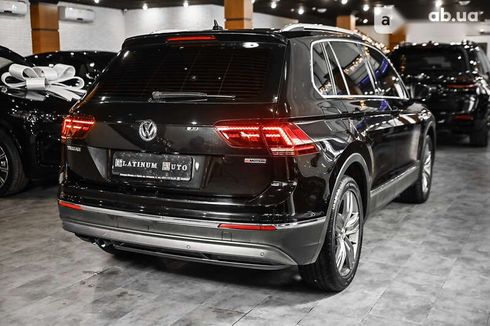 Volkswagen Tiguan 2018 - фото 16