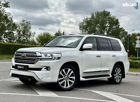 Toyota Land Cruiser 2017 - фото 5