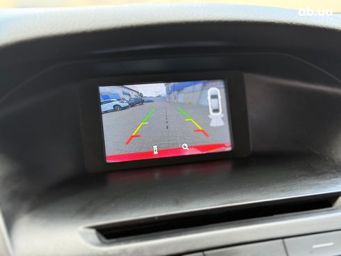 Ford Focus 2016 красный - фото 89