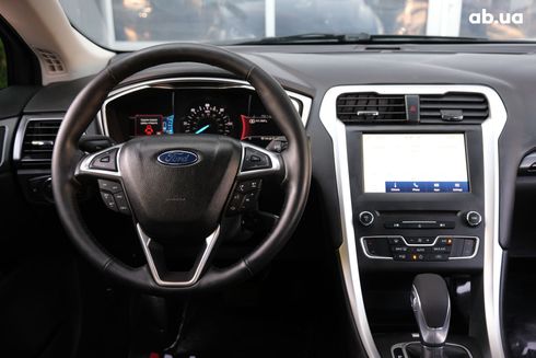 Ford Fusion 2017 серый - фото 5