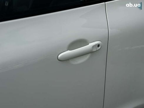 Nissan Juke 2018 - фото 6