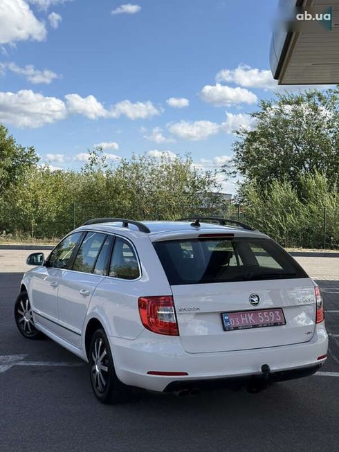 Skoda Superb 2014 - фото 7