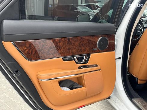 Jaguar XJ 2017 белый - фото 17