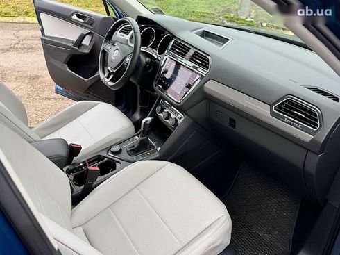 Volkswagen Tiguan 2020 - фото 23