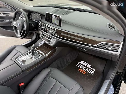 BMW 7 серия 2018 - фото 30