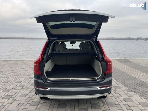 Volvo XC90 2017 - фото 20