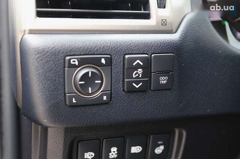 Lexus GX 2020 - фото 30