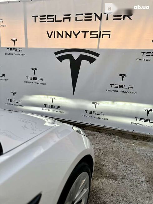 Tesla Model 3 2021 - фото 30