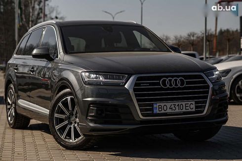 Audi Q7 2018 - фото 10