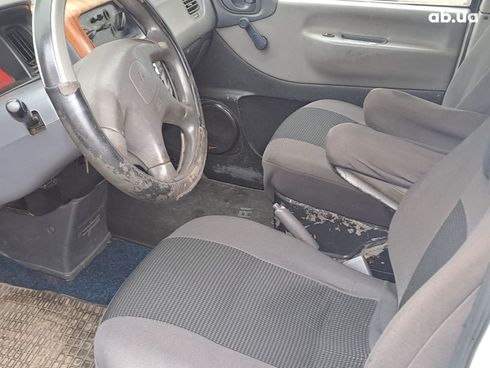 Mitsubishi L 400 2000 белый - фото 10