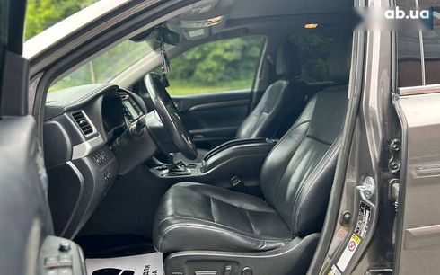 Toyota Highlander 2016 - фото 8