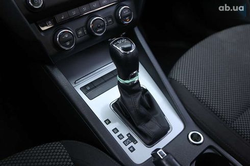 Skoda Octavia 2016 - фото 22