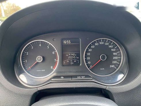 Volkswagen Polo 2011 - фото 16