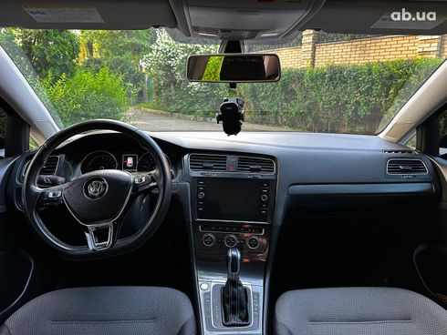 Volkswagen e-Golf 2017 черный - фото 71