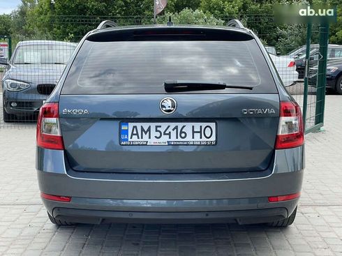 Skoda Octavia 2019 - фото 17