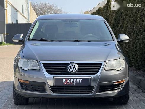 Volkswagen Passat 2005 - фото 4