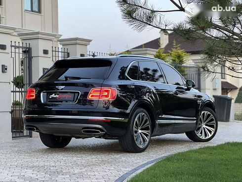 Bentley Bentayga 2017 - фото 19