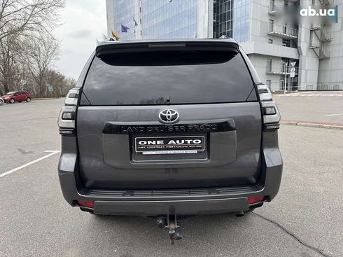 Toyota Land Cruiser Prado 2020 - фото 7