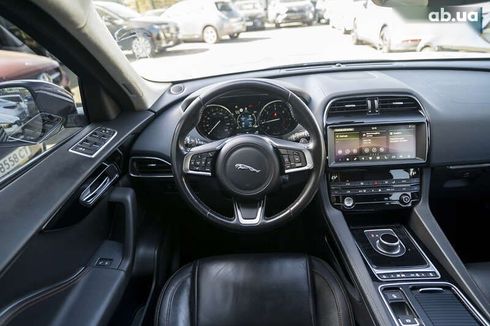 Jaguar F-Pace 2020 - фото 22
