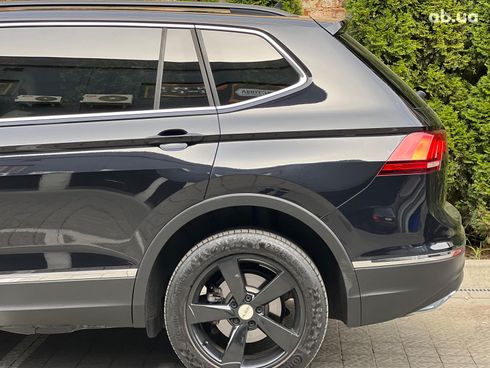 Volkswagen Tiguan 2018 черный - фото 18