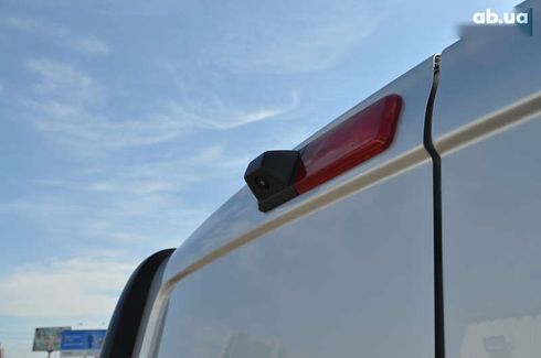 Renault Trafic 2020 - фото 17
